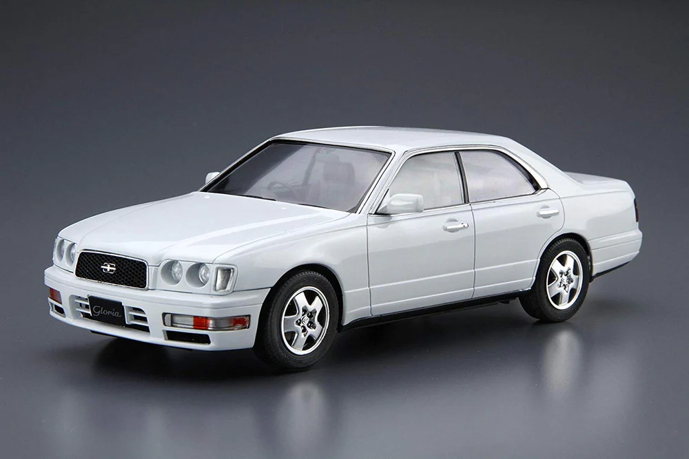 Aoshima 1/24 Nissan Y33 Cedric/Gloria Granturismo Ultima '95 - Image 2