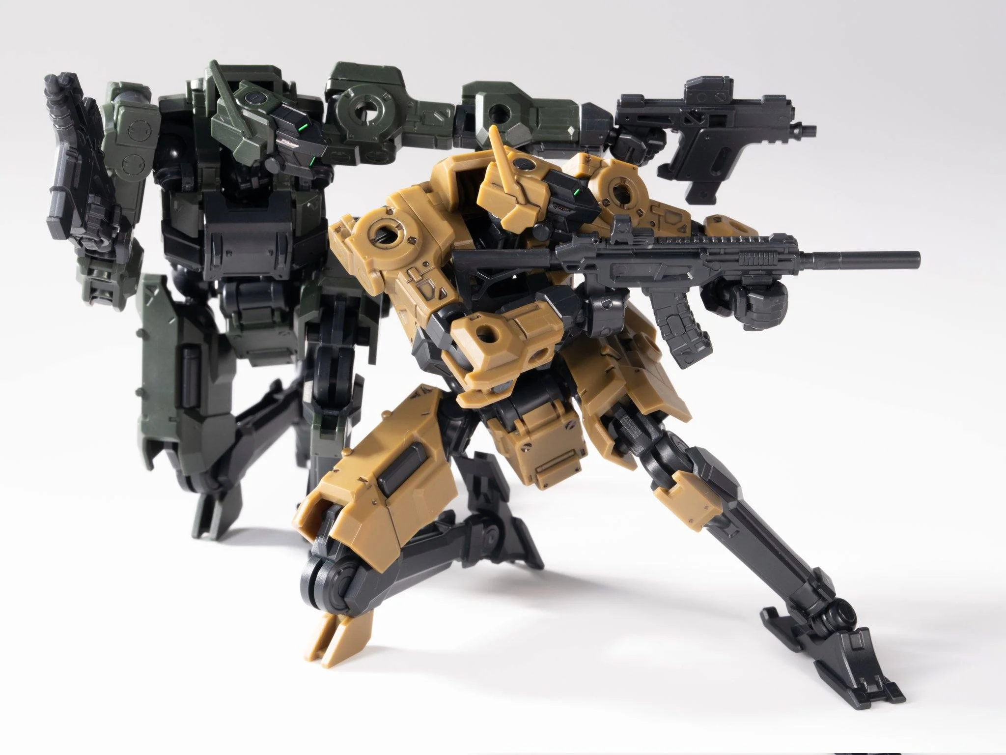 Sheik Mainland 3MIN Project-A 1/18 Fenrir A2 Standard Type Model Kit Yellow - Image 4