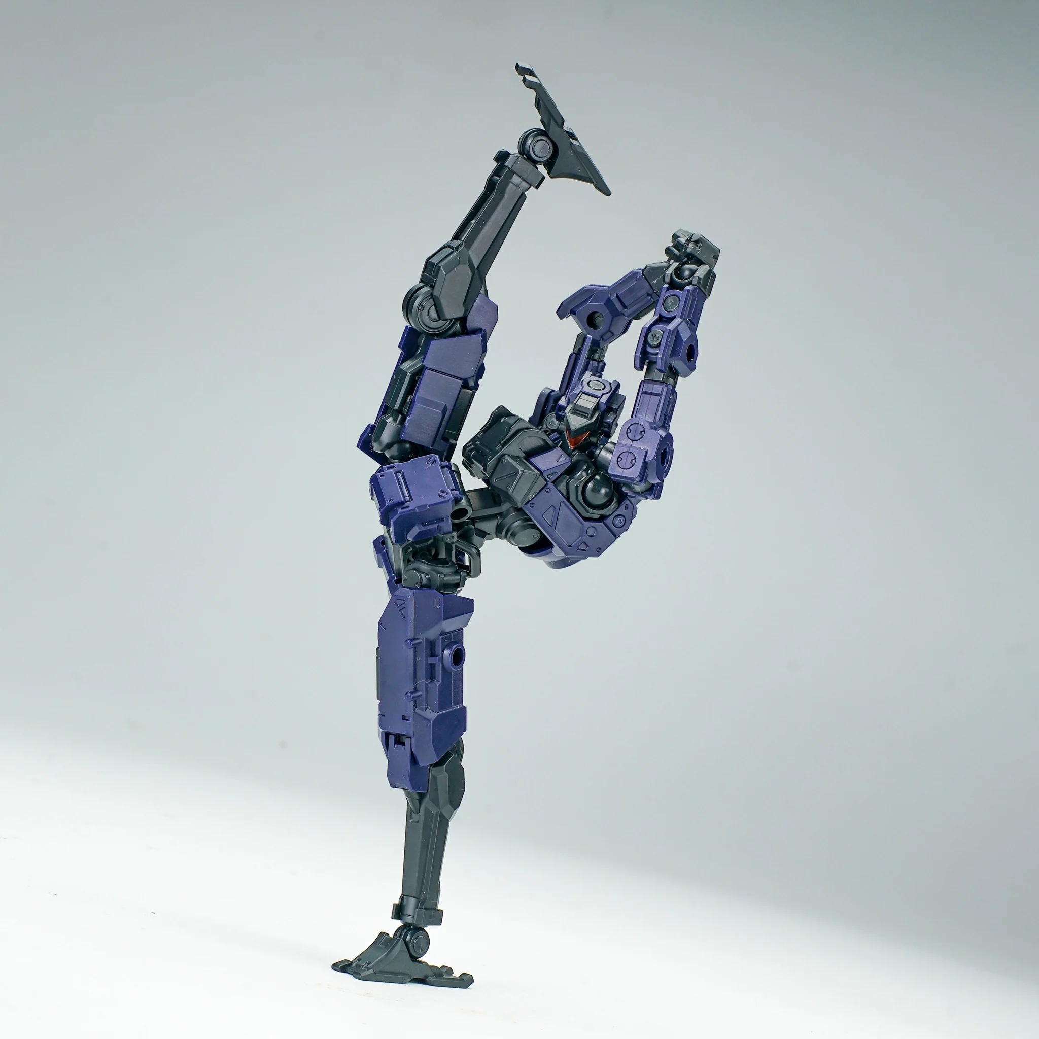 Sheik Mainland 3MIN Project-A 1/18 Fenrir A2 Standard Type Model Kit Purple Pack of 2 - Image 3